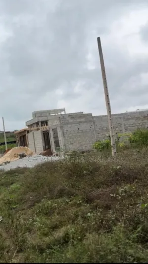 Photo - Terrains en Vente À Bingerville