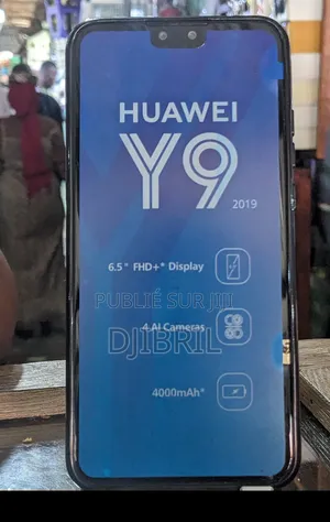 Photo - Huawei Y9 128 GB Black