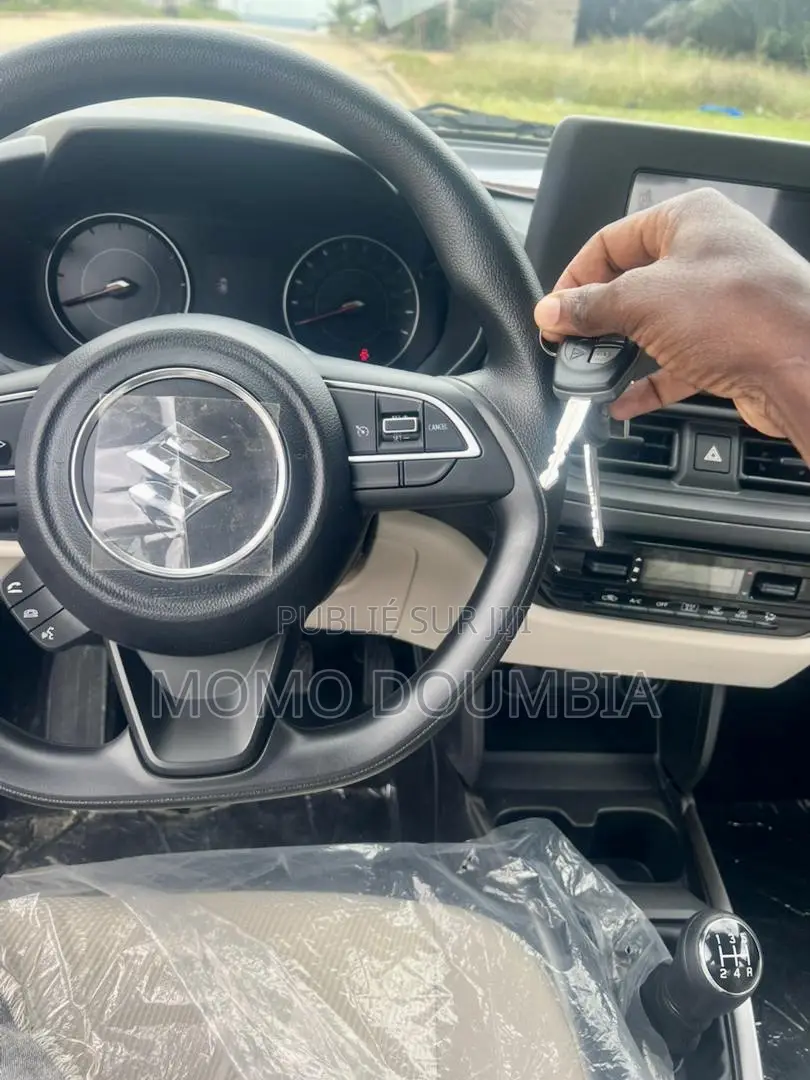 New Suzuki Dzire 2025 Marron