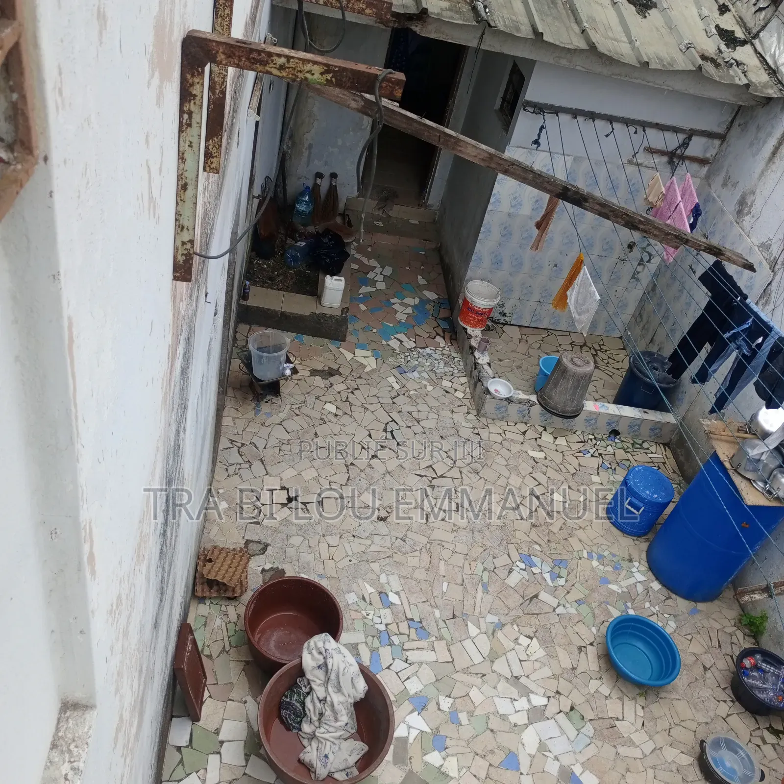 4chbre Duplex dans Tra Bi Clément, Cocody à Vendre