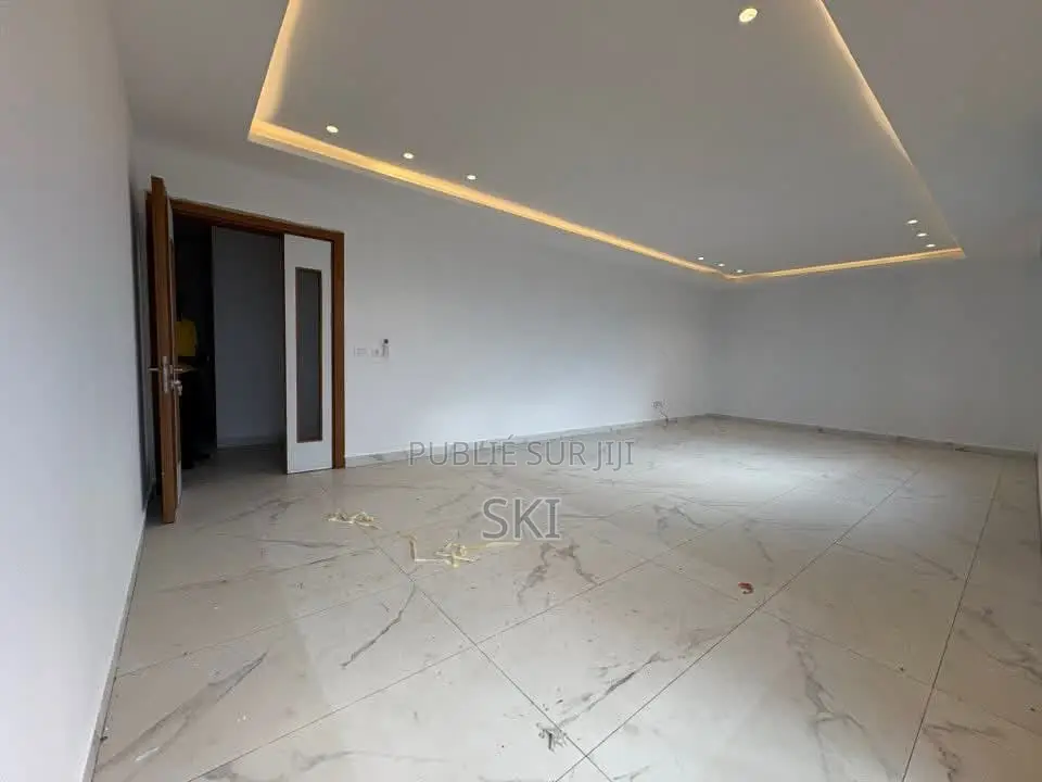 4chbre Appartement partagé dans Cocody à Louer