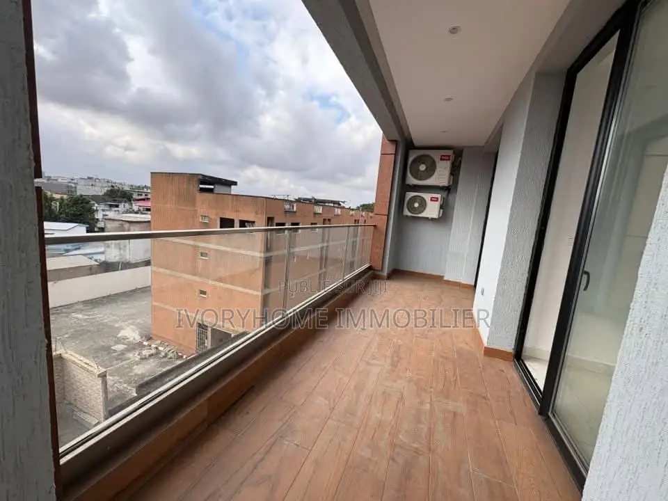 4chbre Appartement partagé dans Cocody à Louer