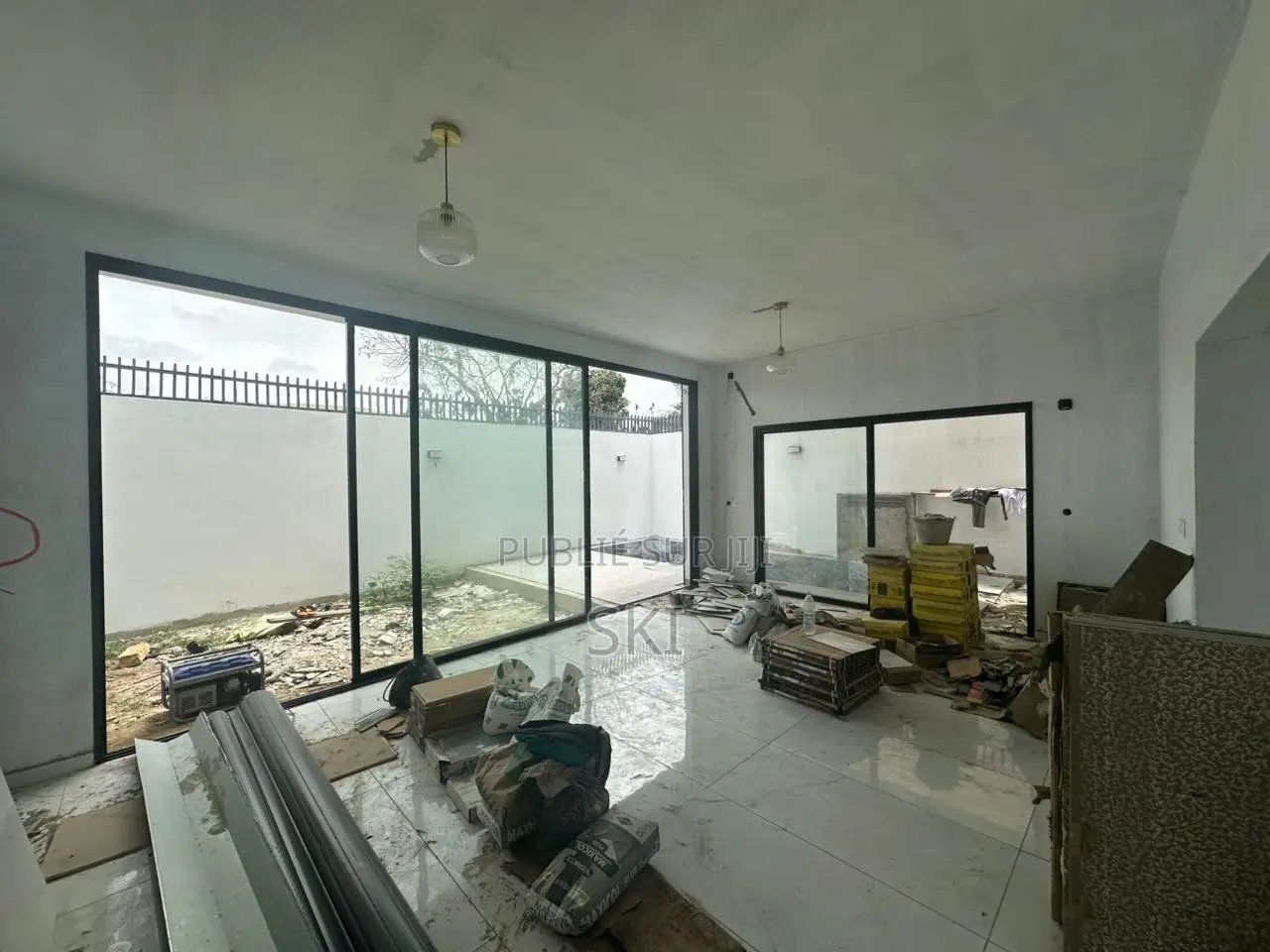 4chbre Duplex dans Cocody à Louer