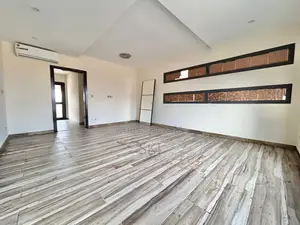 6chbre Duplex dans Cocody à Louer