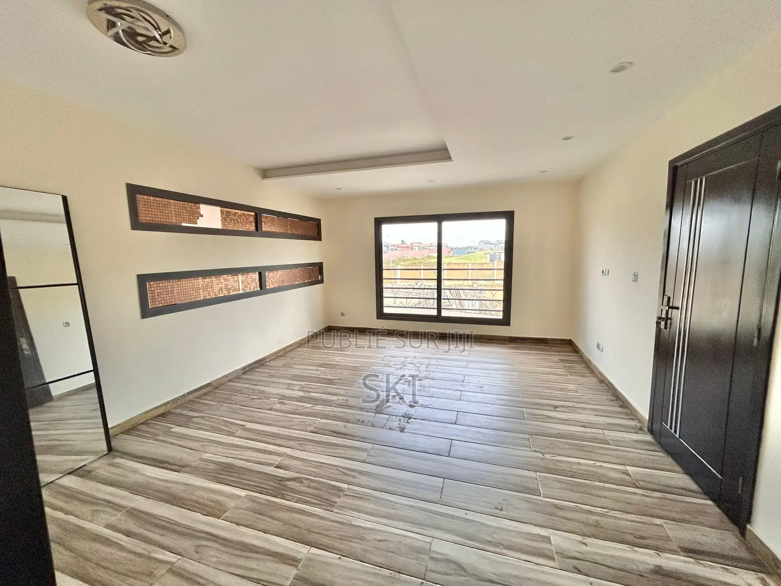 6chbre Duplex dans Cocody à Louer