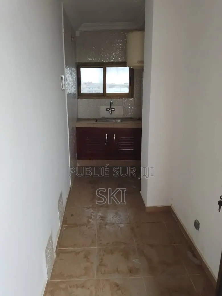 1chbre Studio dans Cocody à Louer