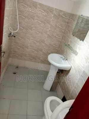 Photo - 3chbre Villa dans Avec Norco, Cocody à Vendre