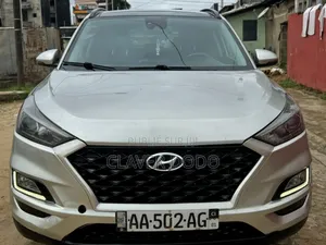 Photo - Hyundai Tucson 2020 Gris