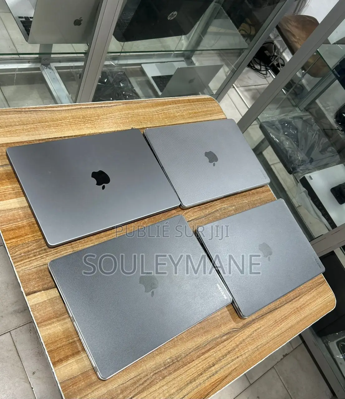 Apple MacBook Pro 2023 M3 14-Inch 18GB Apple M3 Pro SSD 512GB