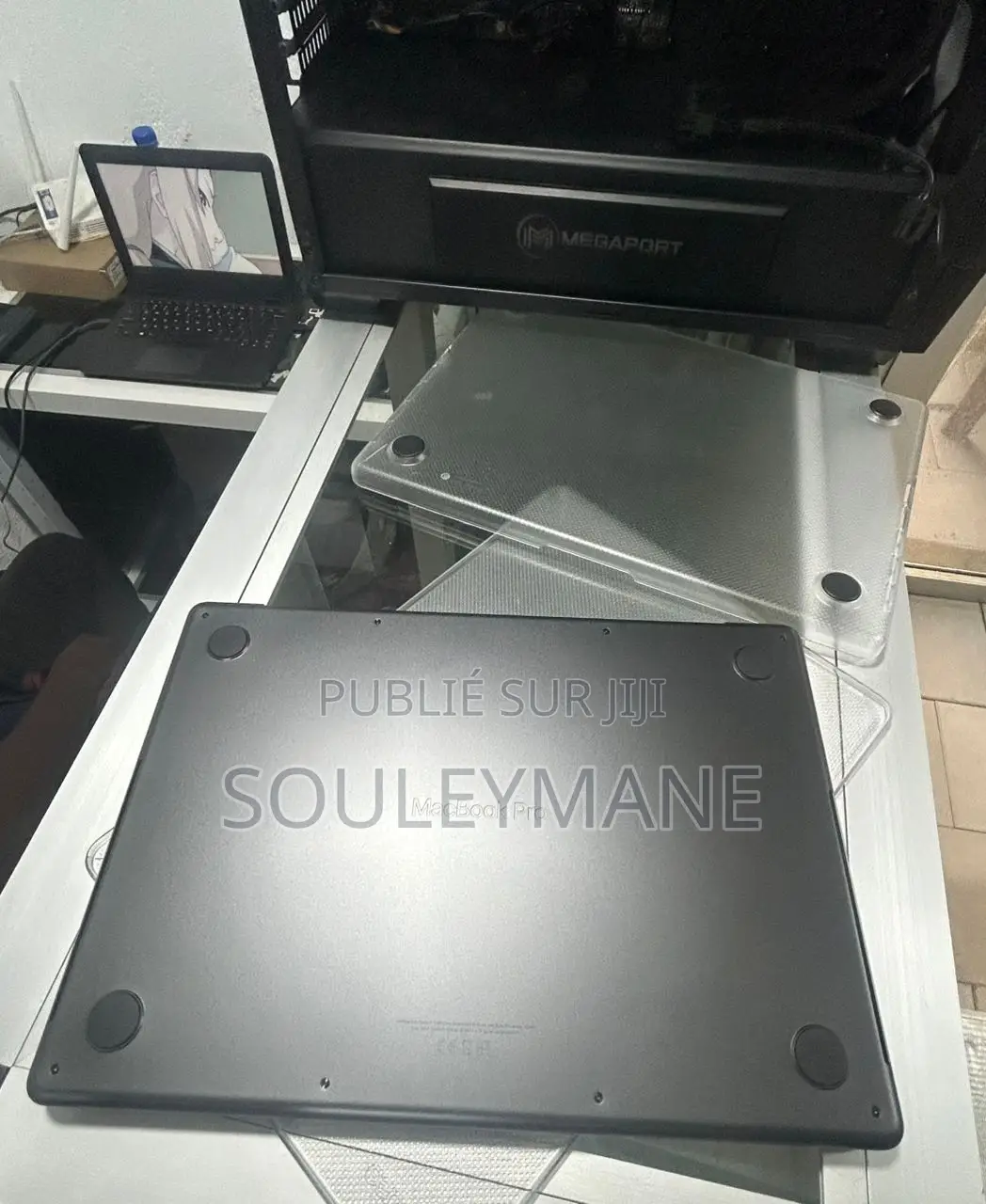 Apple MacBook Pro 2023 M2 16GB Apple M3 Pro SSD 512GB