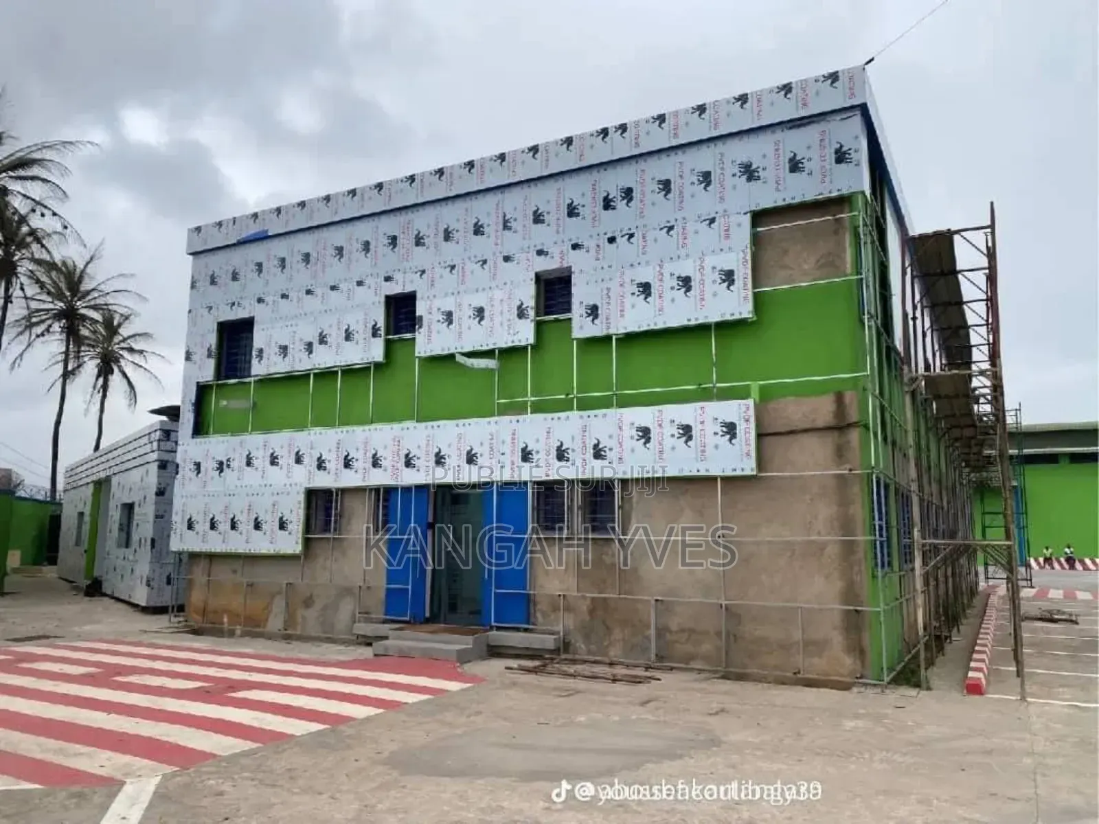 Confection Enseigne Lumineuse Lettre 3d Pose Alucobond