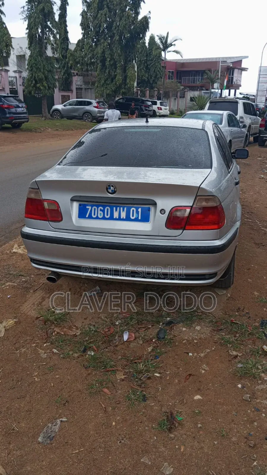 BMW 318i 2000 Gris