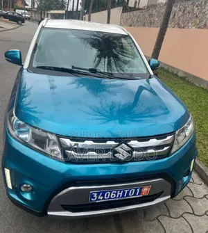 Photo - Suzuki Vitara 2017 Blue