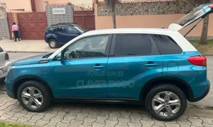 Suzuki Vitara 2017 Blue