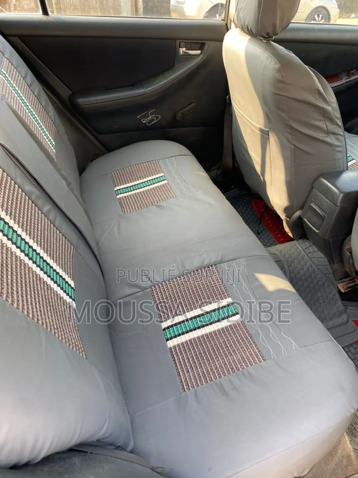 Toyota Corolla 2004 Gris