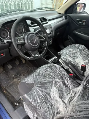 Suzuki Dzire 2024 Marron