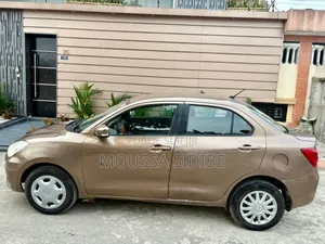 Suzuki Dzire 2024 Marron