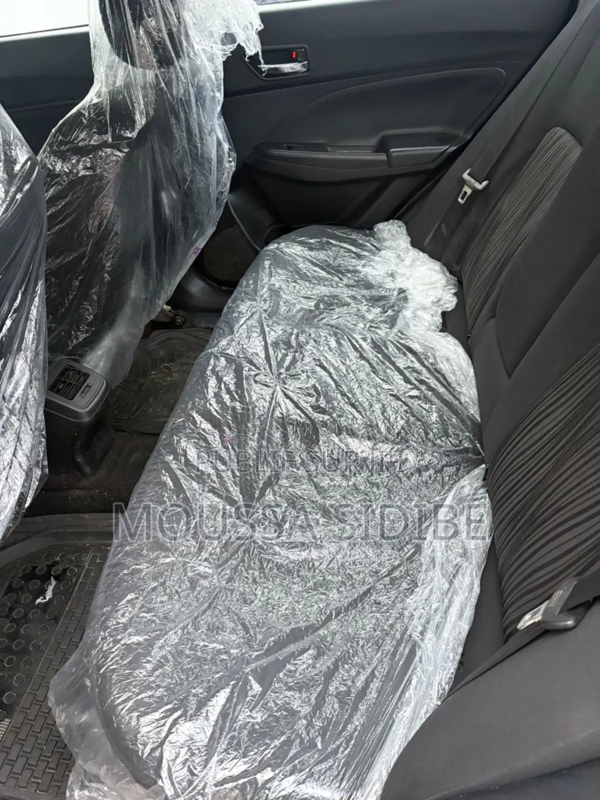 Suzuki Dzire 2024 Marron