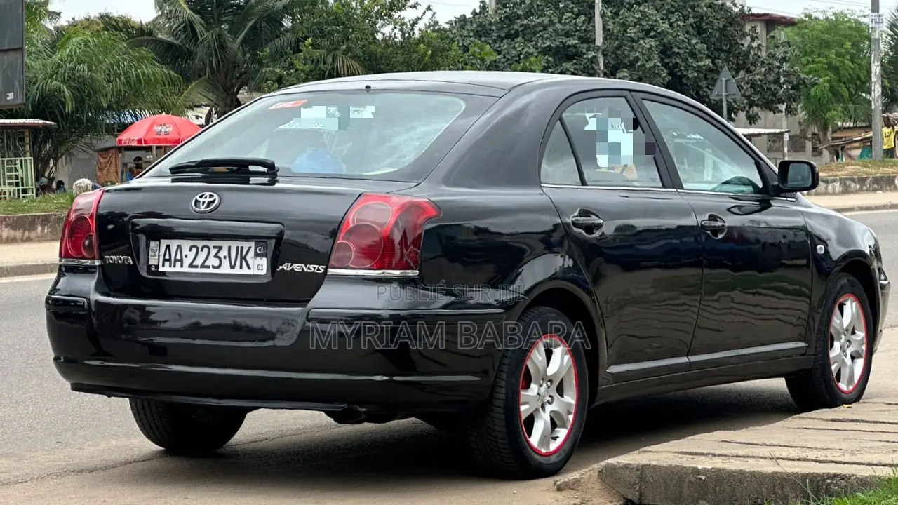 Toyota Avensis 2003 Black