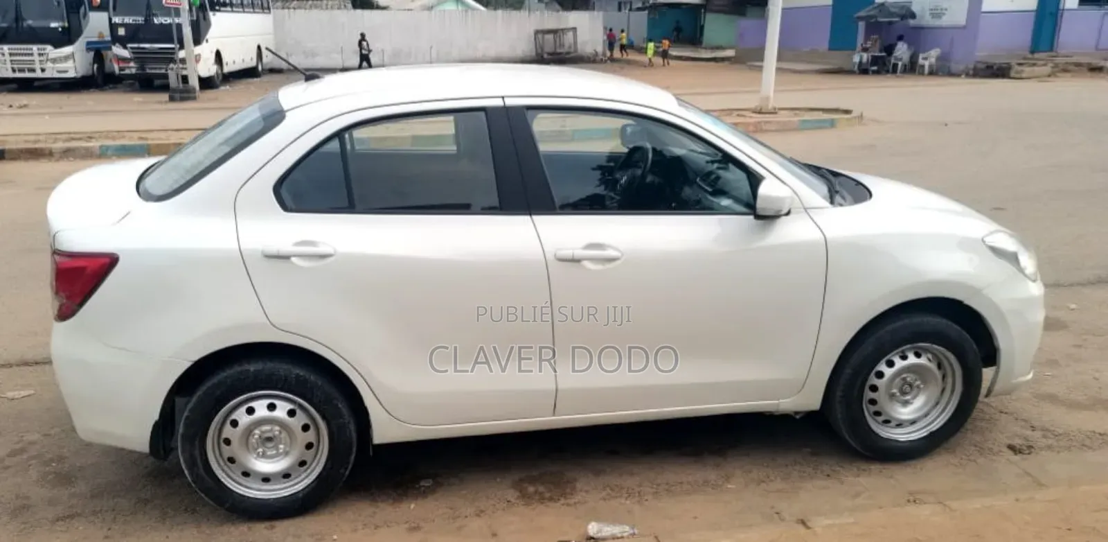 Suzuki Dzire 2022 Blanc