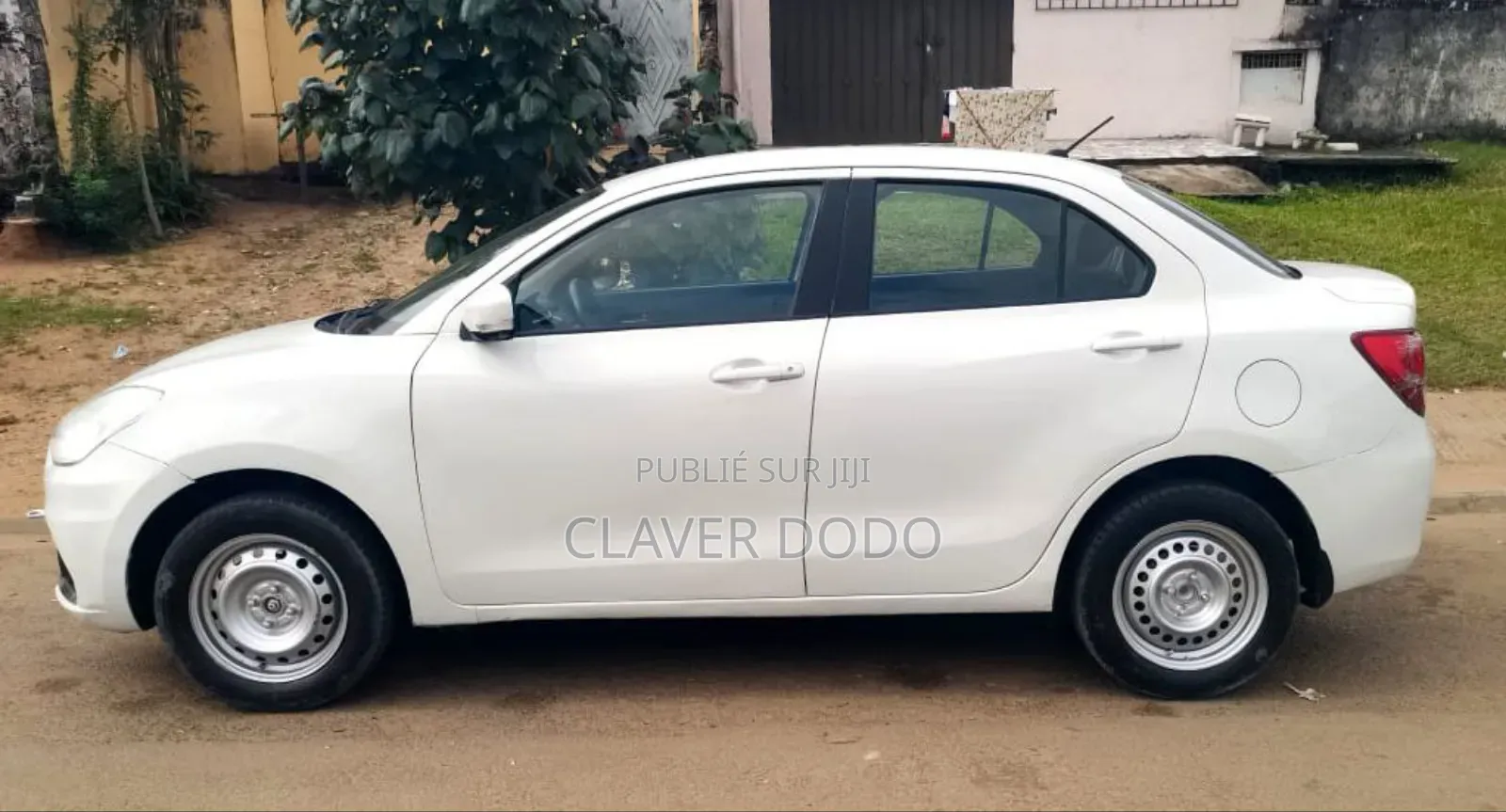 Suzuki Dzire 2022 Blanc