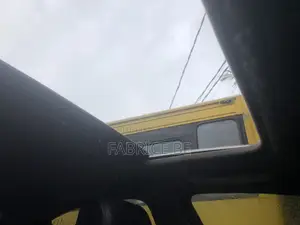 BMW 320i Sedan RWD 1999 Gris