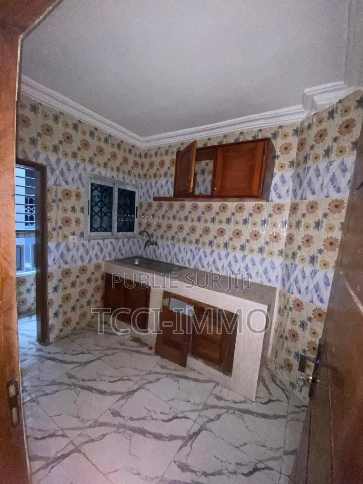 2chbre Appartement dans Tcci Sarl, Cocody à Louer