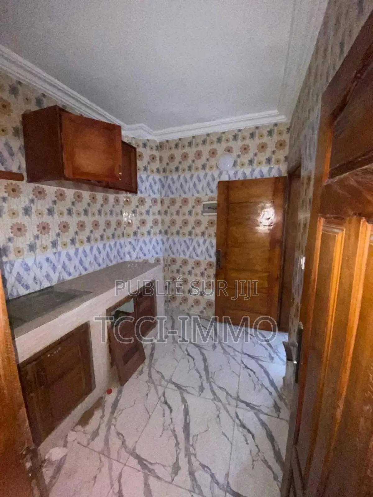 2chbre Appartement dans Tcci Sarl, Cocody à Louer