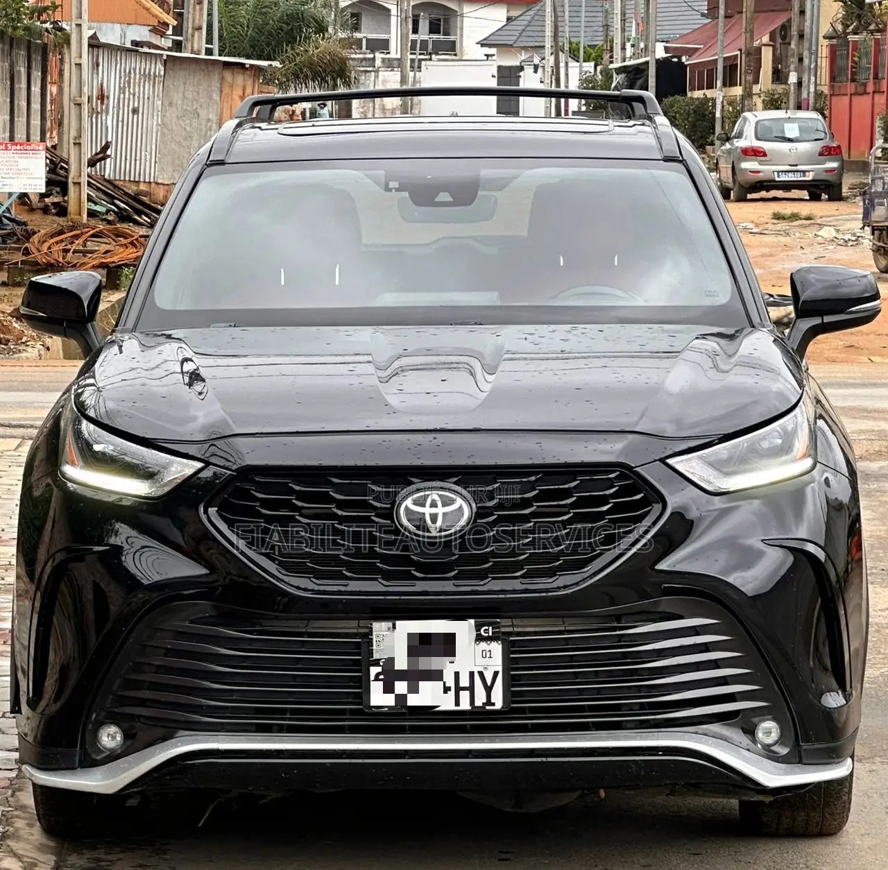 Toyota Highlander XSE 2022 Noir Mat