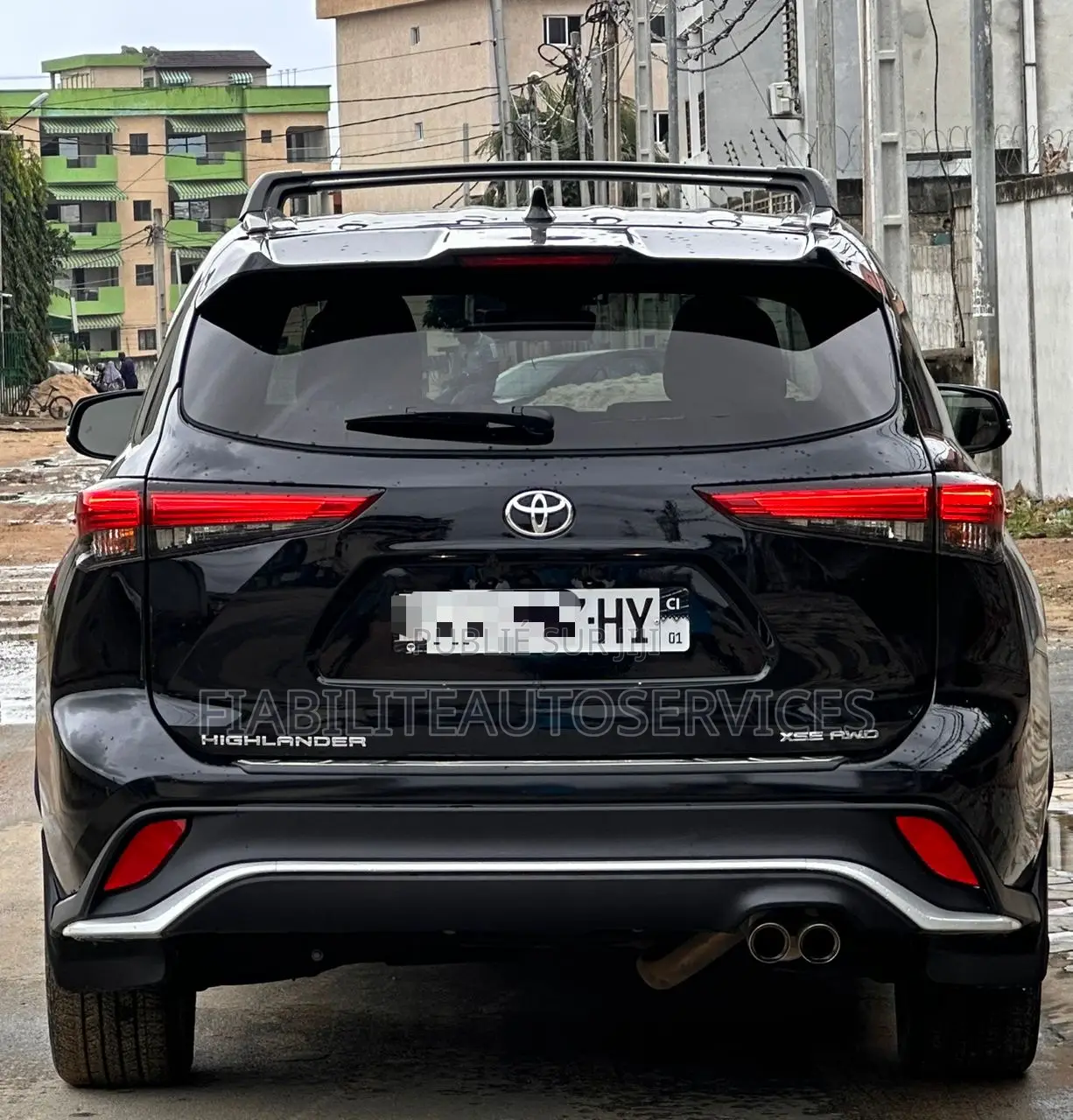 Toyota Highlander XSE 2022 Noir Mat