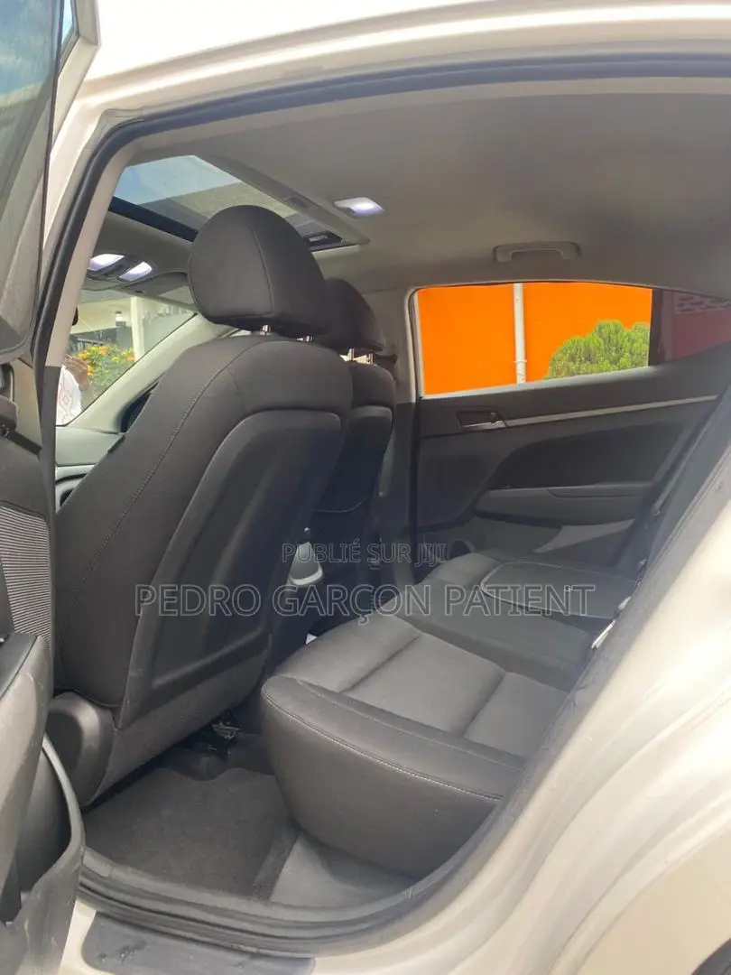 Hyundai Elantra 2017 Blanc