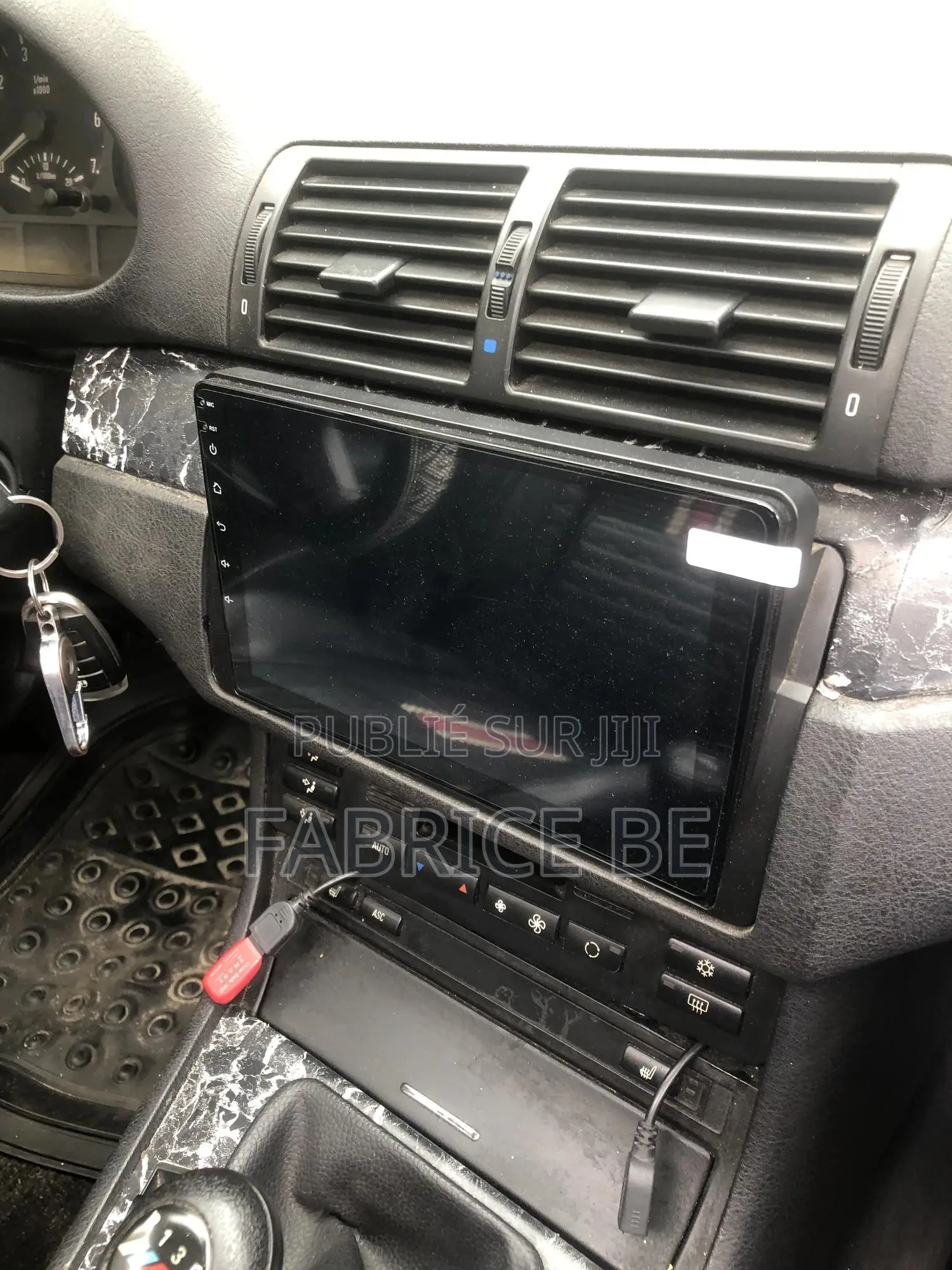 BMW 320i Sedan RWD 1999 Gris