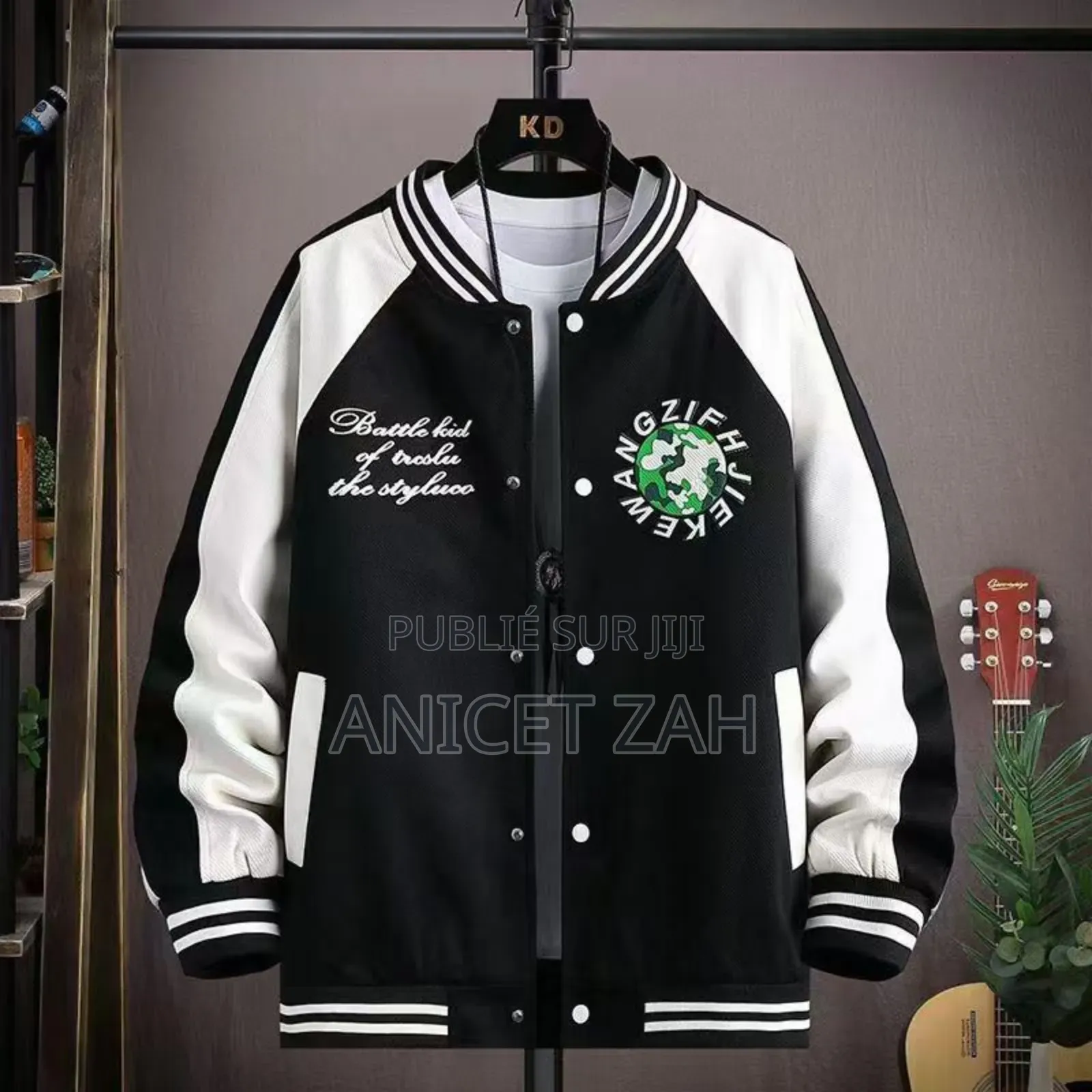 Vente De Maillot Et De Habi