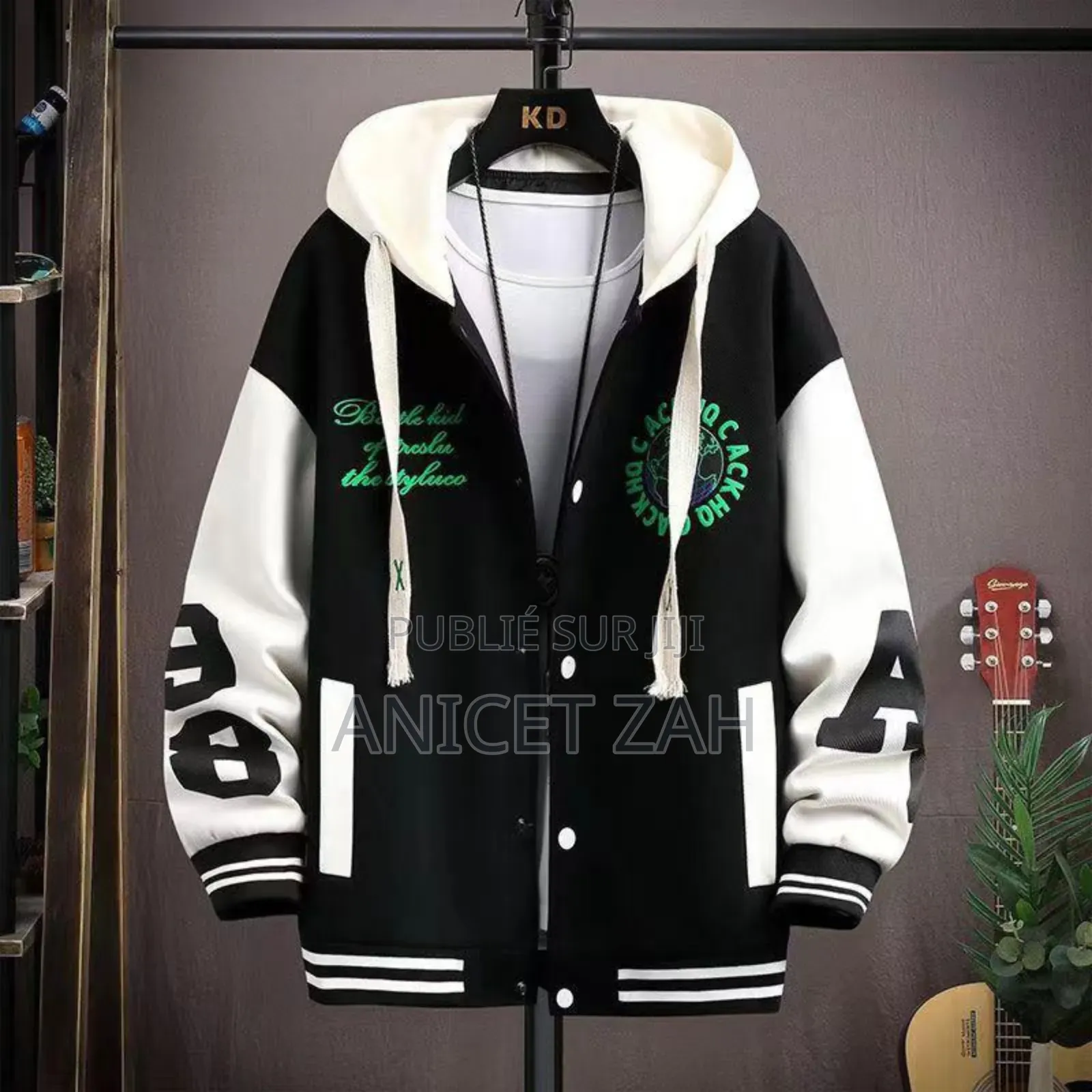 Vente De Maillot Et De Habi