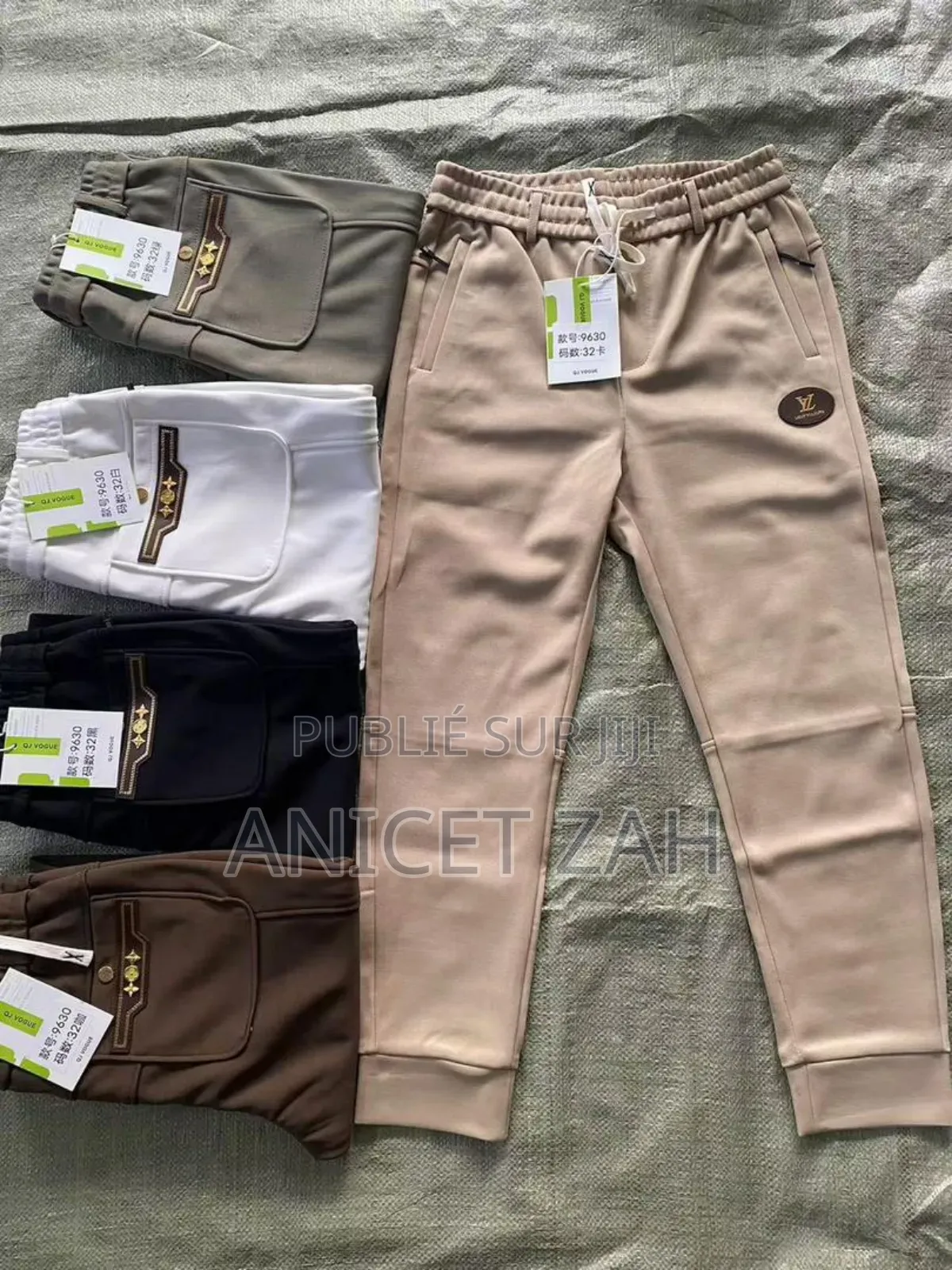 Vente De Maillot Et De Habi