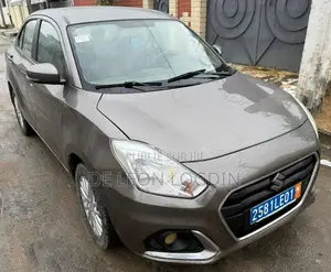 New Suzuki Dzire 2023 Gris