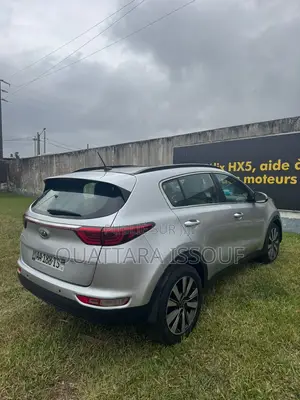 Photo - Kia Sportage EX 4dr SUV (2.4L 4cyl 6A) 2017 Gris