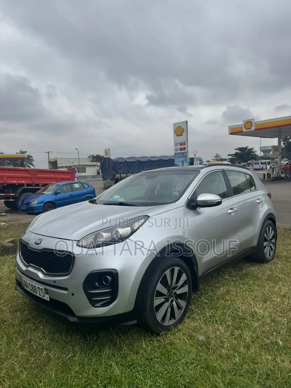 Kia Sportage EX 4dr SUV (2.4L 4cyl 6A) 2017 Gris