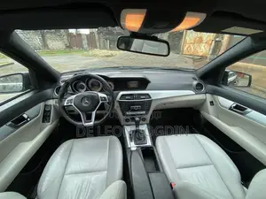 Photo - New Suzuki Dzire 2023 Gris