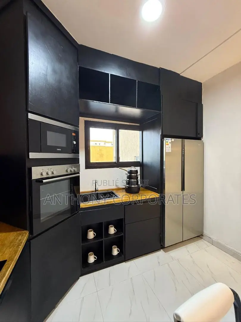 Appartement Meublé De 3 Pièces À Cocody Riviera Palmeraie