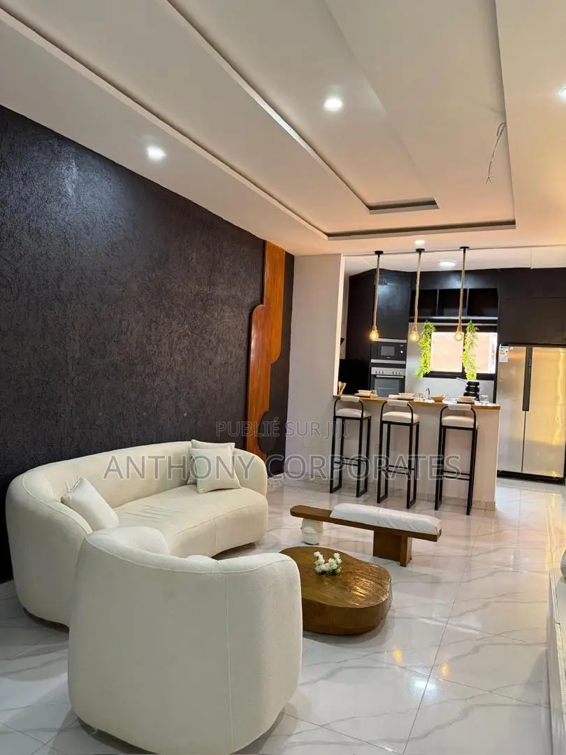 Appartement Meublé De 3 Pièces À Cocody Riviera Palmeraie