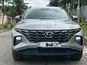 Hyundai Tucson Limited 2023 Gris