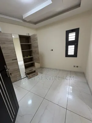 5chbre Duplex dans Ismaël Coulibaly, Cocody à Vendre