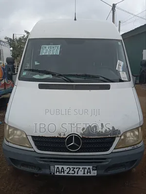 Photo - Mercedes-Benz Sprinter 2018 Blanc