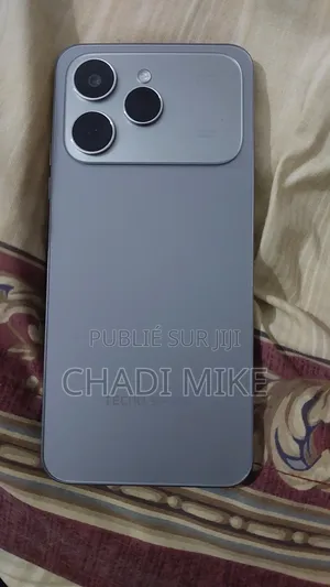 Photo - New Tecno Spark 40 128 GB Gris