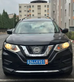Photo - Nissan Rogue S AWD 2017 Black