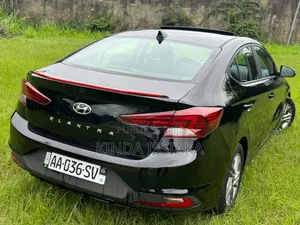 Hyundai Elantra Limited 2020 Black
