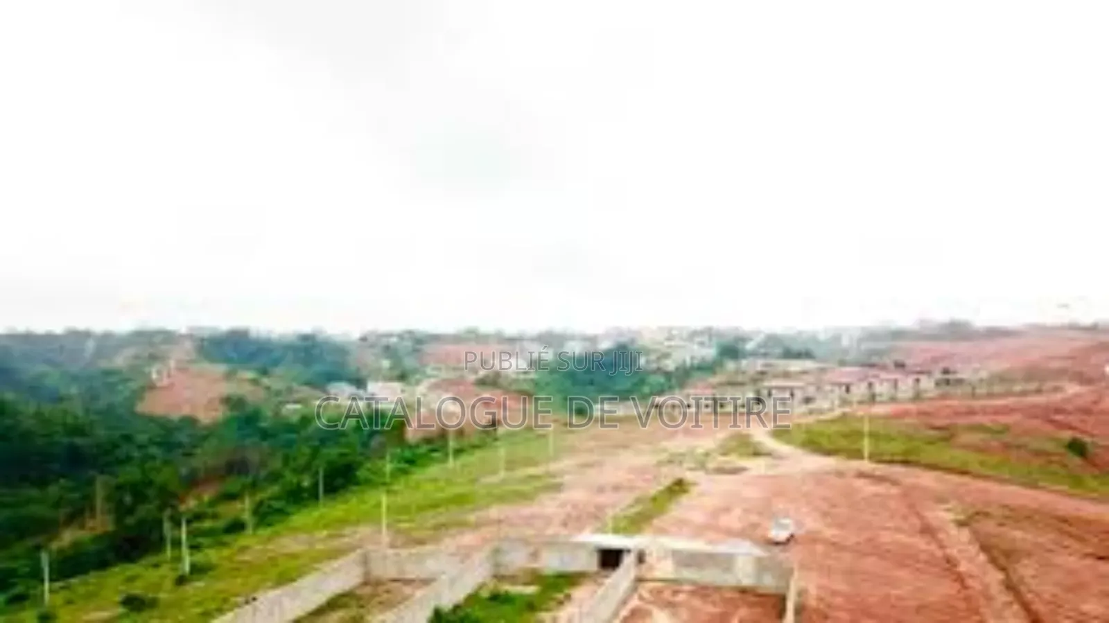 Des Terrains en Vente À Angre