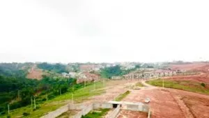 Photo - Des Terrains en Vente À Angre