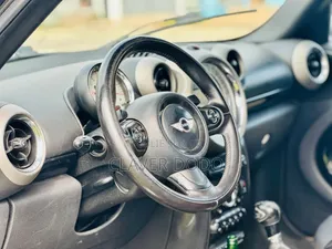 Mini Cooper 2016 Black